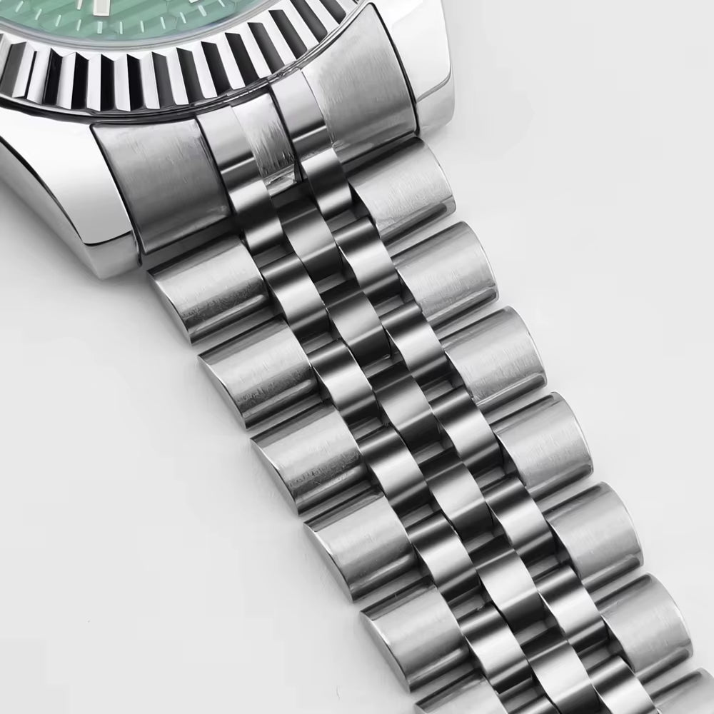 Custom Logo Automatic Men Mechanical Watch NH35 Movt Sapphire Stainless Steel 100M Waterproof Men Watch